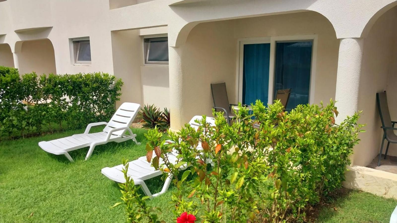 Tropical Casa Laguna Cabarete Bagian luar foto